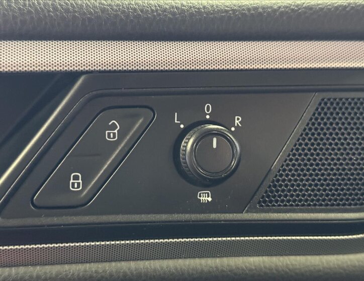 Volkswagen Golf Sportsvan 11