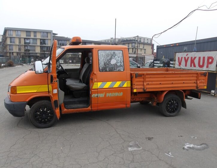 Volkswagen Transporter Ostatní 2,4 l 57 kw