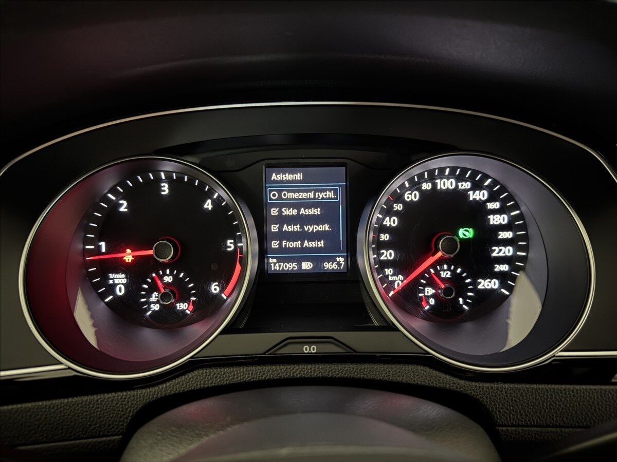 Volkswagen Passat Kombi 2,0 l 110 kw