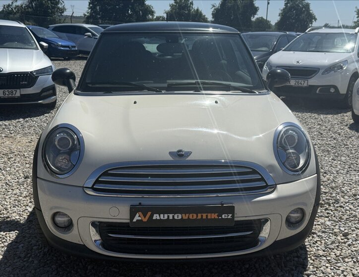Mini Cooper Hatchback 1,6 l 90 kw