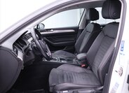 Volkswagen Passat Kombi 2,0 l 206 kw