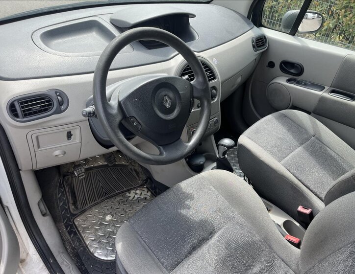 Renault Modus Hatchback 1,4 l 72 kw