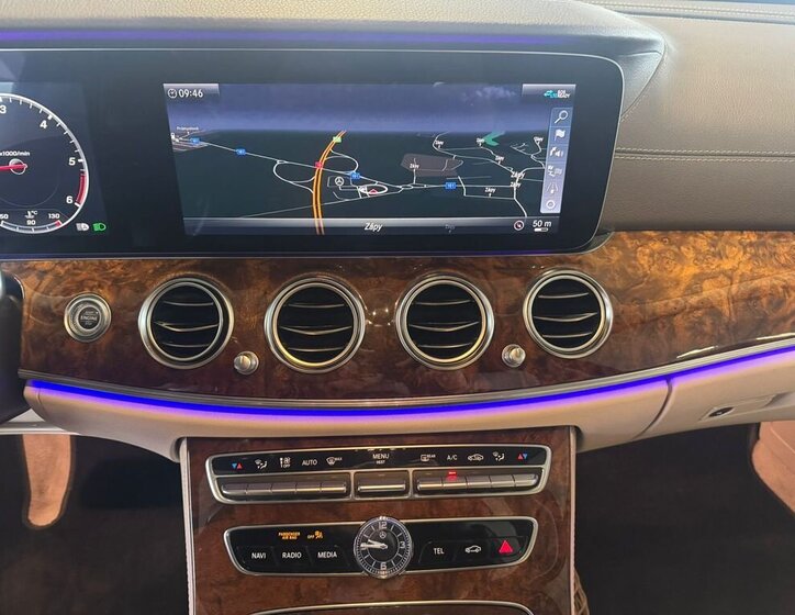 Mercedes-Benz Třídy E Kombi 2,0 l 143 kw