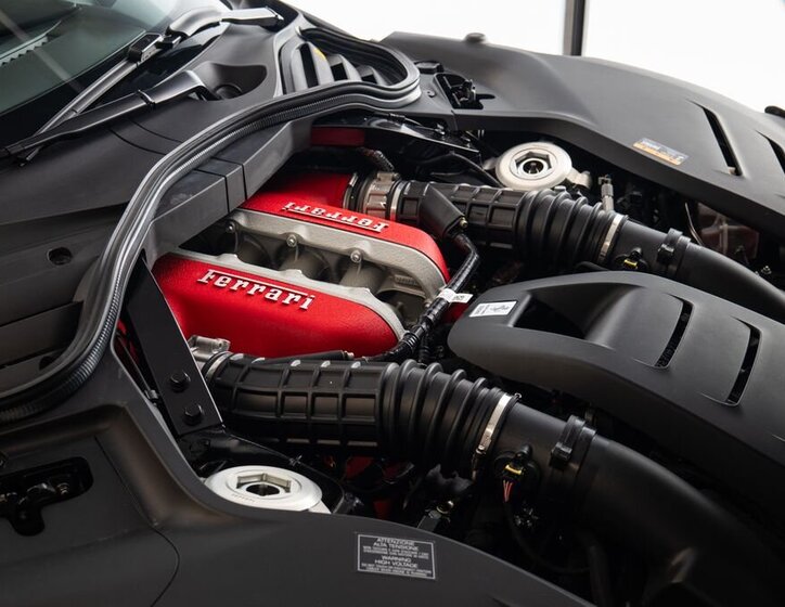 Ferrari Ostatní SUV 6,5 l 529 kw