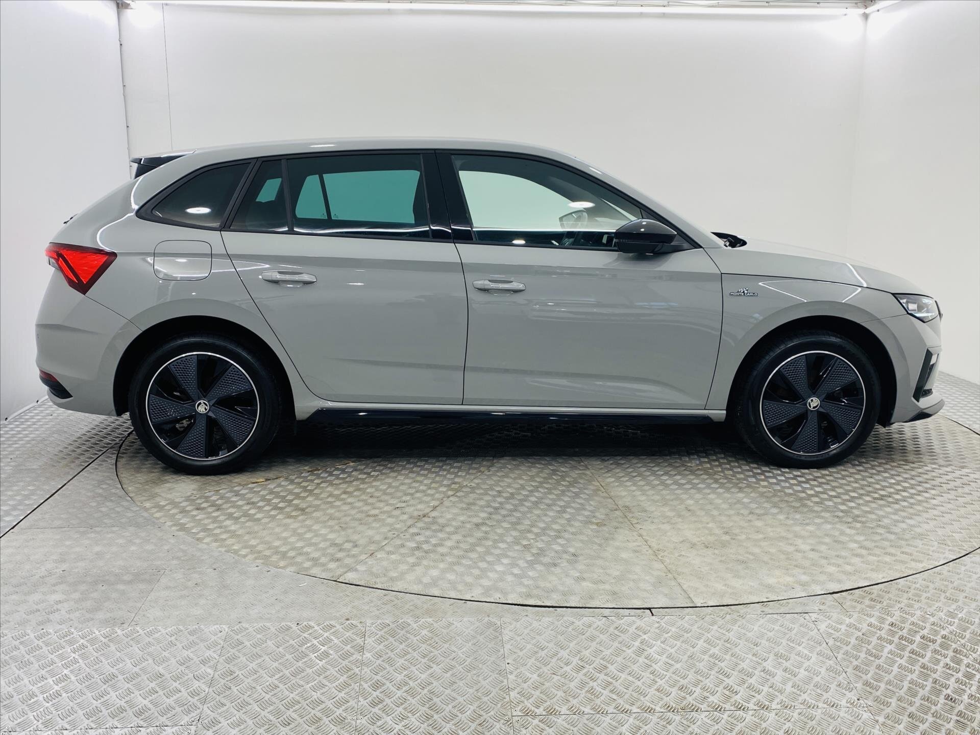 Škoda Scala Hatchback 999,0 85 kw