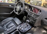 Audi A4 Kombi 2,0 l 140 kw