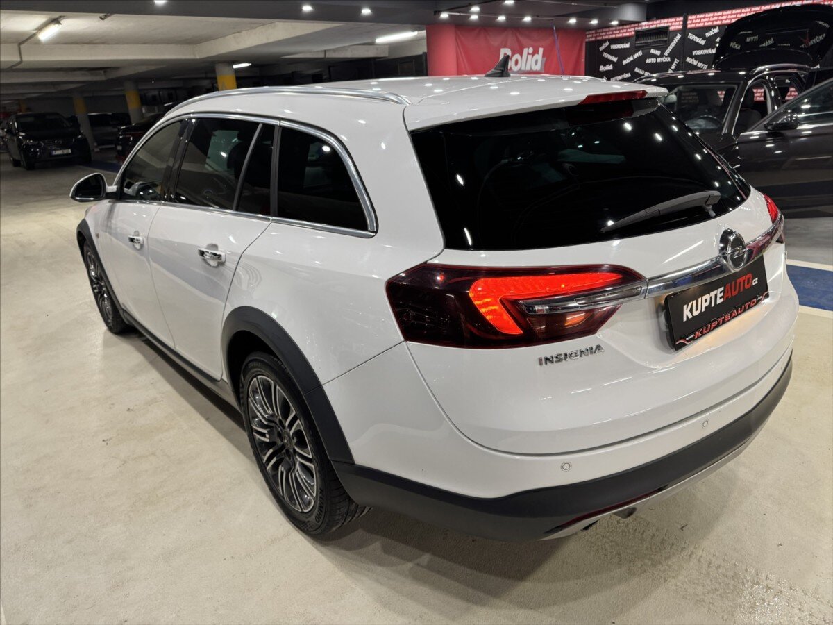 Opel Insignia Kombi 2,0 l 120 kw