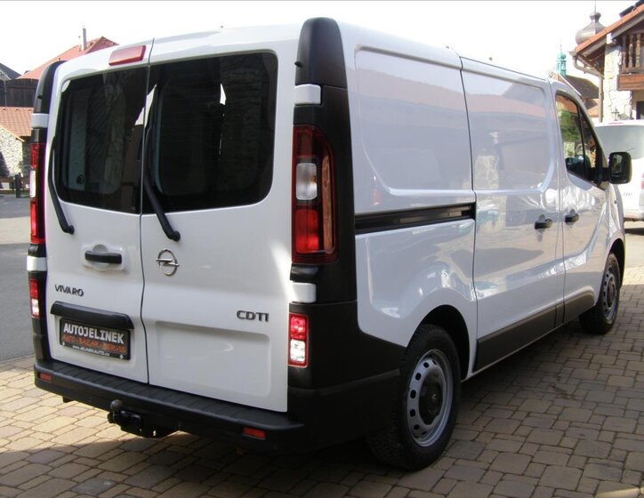 Opel Vivaro Kombi 1,6 l 89 kw