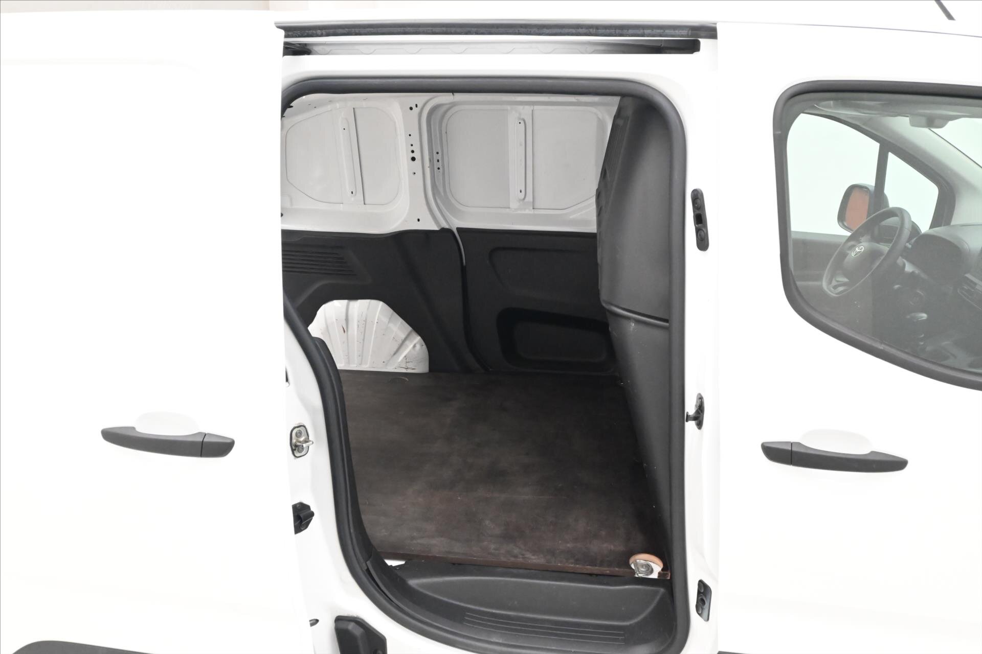 Toyota ProAce Skříň 1,5 l 75 kw