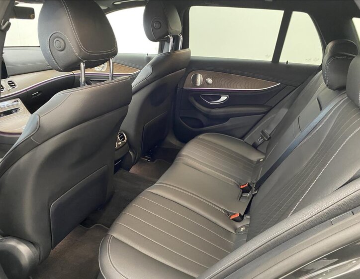 Mercedes-Benz Třídy E Kombi 2,0 l 143 kw