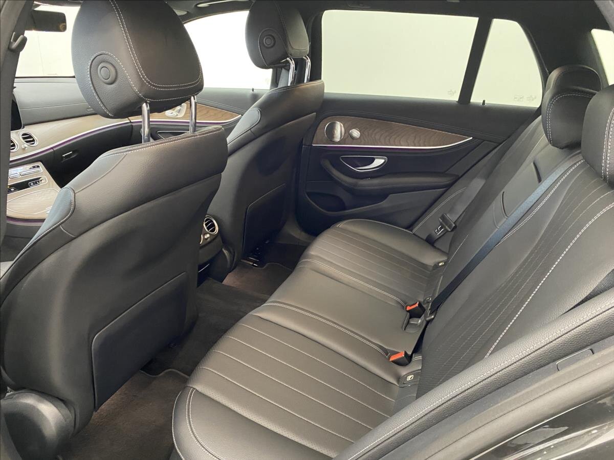 Mercedes-Benz Třídy E Kombi 2,0 l 143 kw