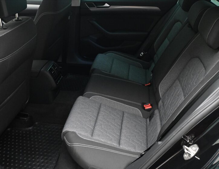 Volkswagen Passat Kombi 2,0 l 110 kw
