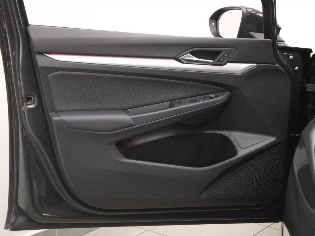 Volkswagen Golf Kombi 1,5 l 96 kw