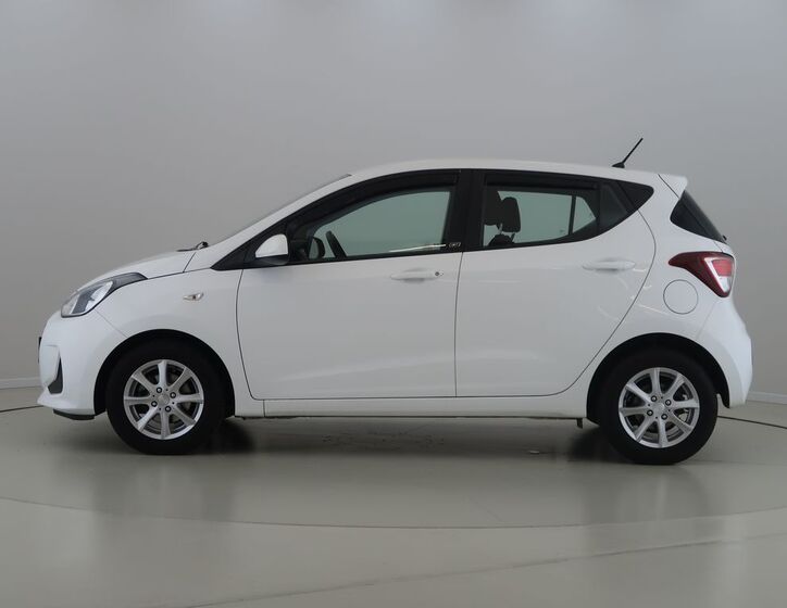 Hyundai i10 8