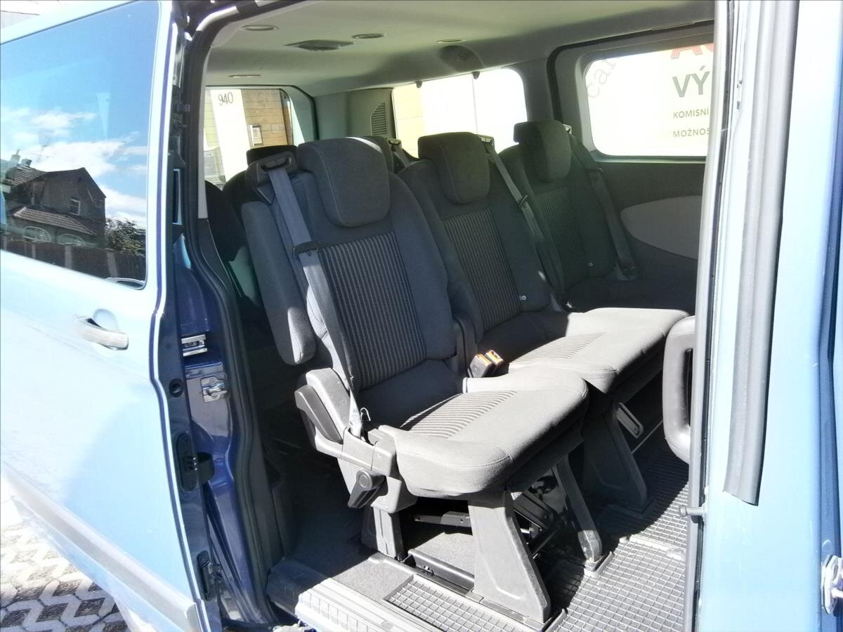 Ford Tourneo Custom VAN-Minibus 2,2 l 92 kw