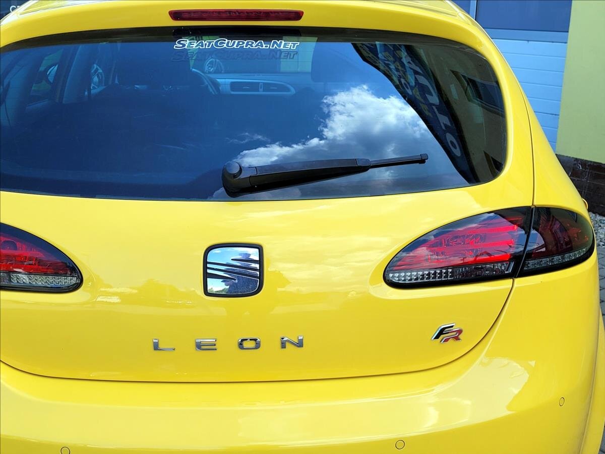 Seat Leon Hatchback 2,0 l 185 kw