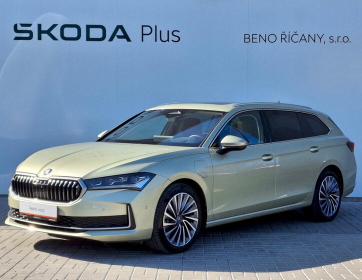 Škoda Superb Kombi 1,5 l 150 kw