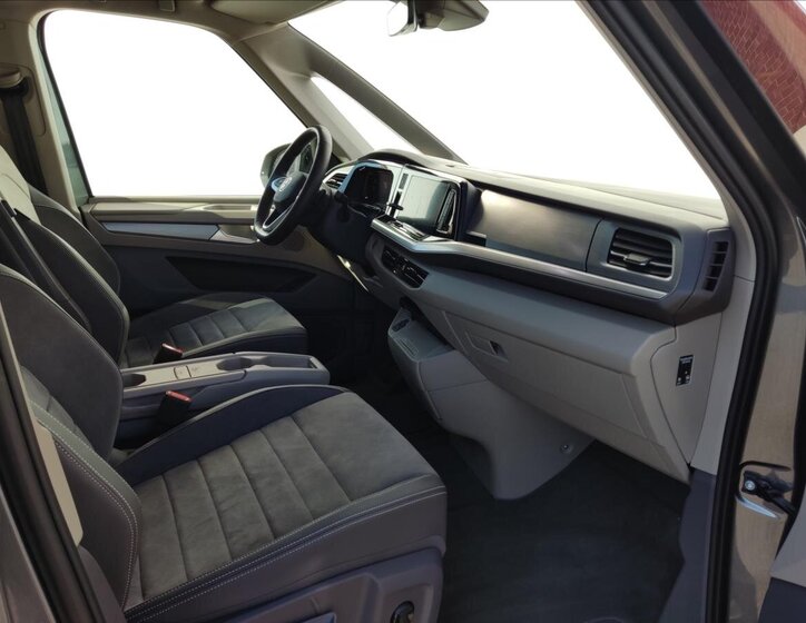 Volkswagen Multivan MPV 1,5 l 130 kw