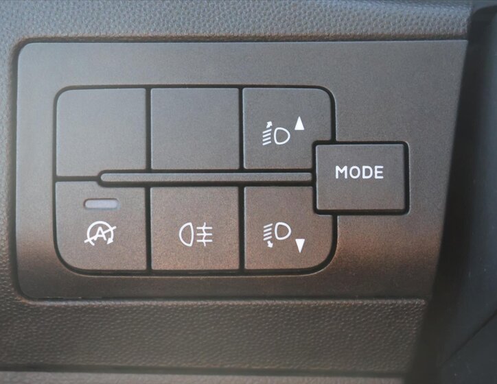 Peugeot Boxer Skříň 2,2 l 121 kw