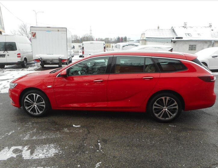 Opel Insignia Kombi 2,0 l 125 kw