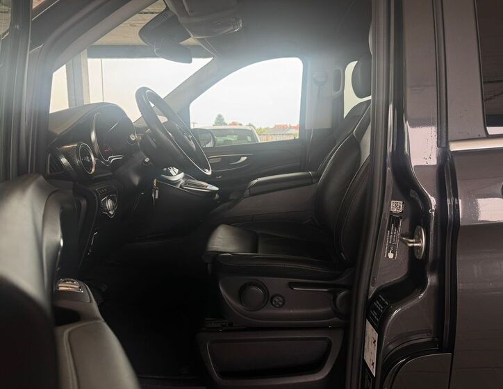 Mercedes-Benz Třídy V 9