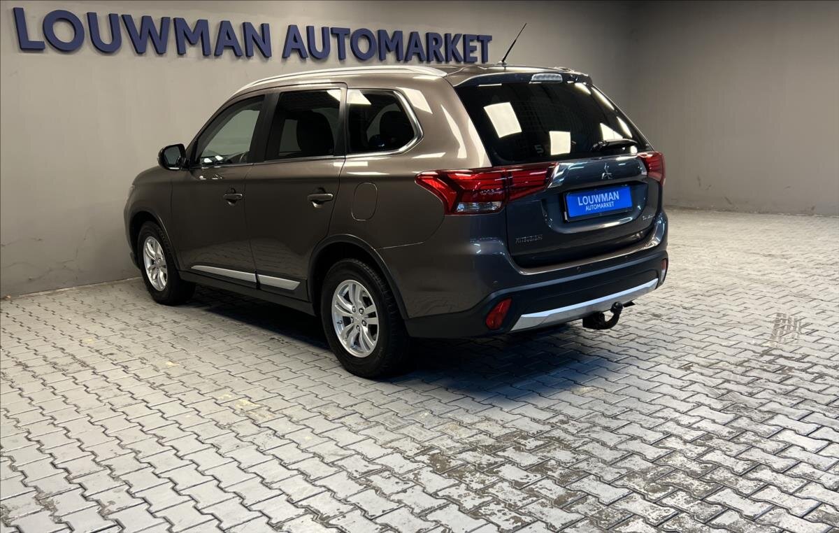 Mitsubishi Outlander SUV 2,3 l 110 kw
