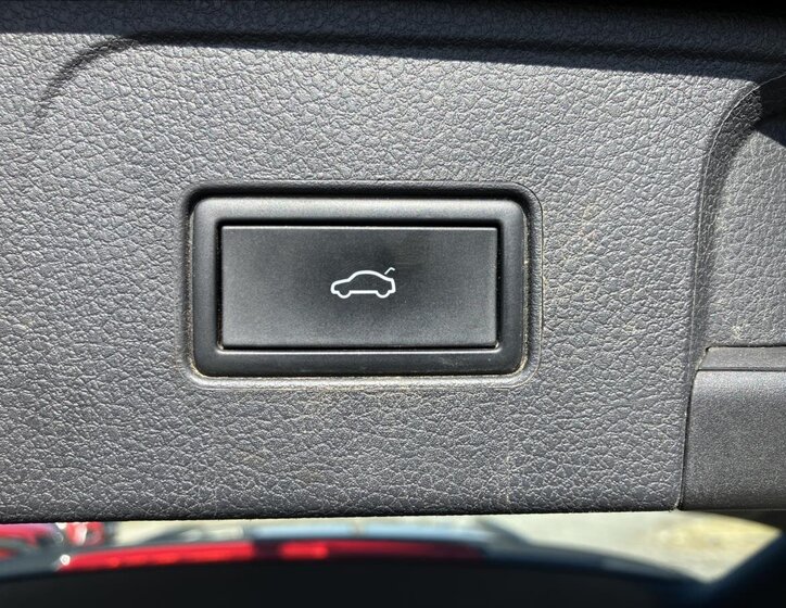 Volkswagen Passat Kombi 2,0 l 110 kw