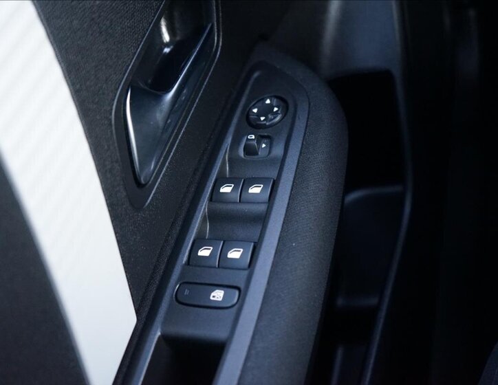 Citroën C4 Hatchback 1,2 l 74 kw