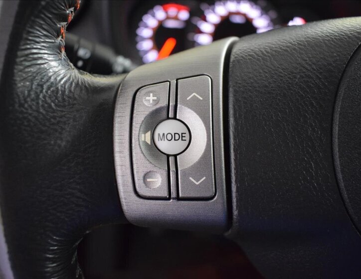 Toyota RAV4 SUV 2,0 l 112 kw