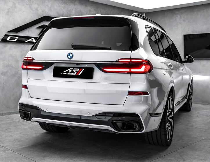 BMW X7 5