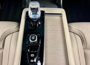 Volvo XC90 SUV / Terénní 2,0 l 335 kw