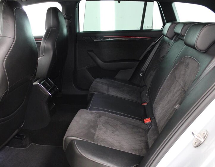 Škoda Superb Kombi 2,0 l 110 kw