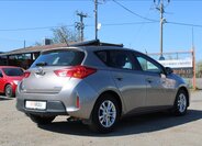 Toyota Auris Hatchback 1,3 l 73 kw