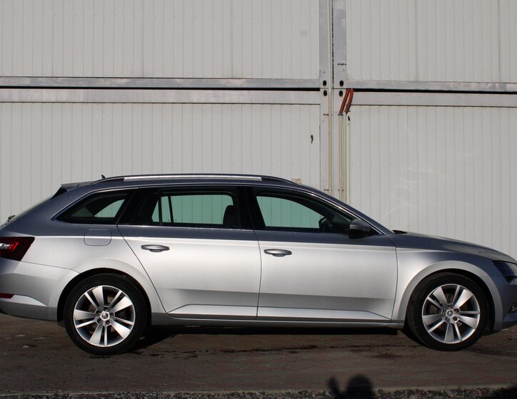 Škoda Superb 3