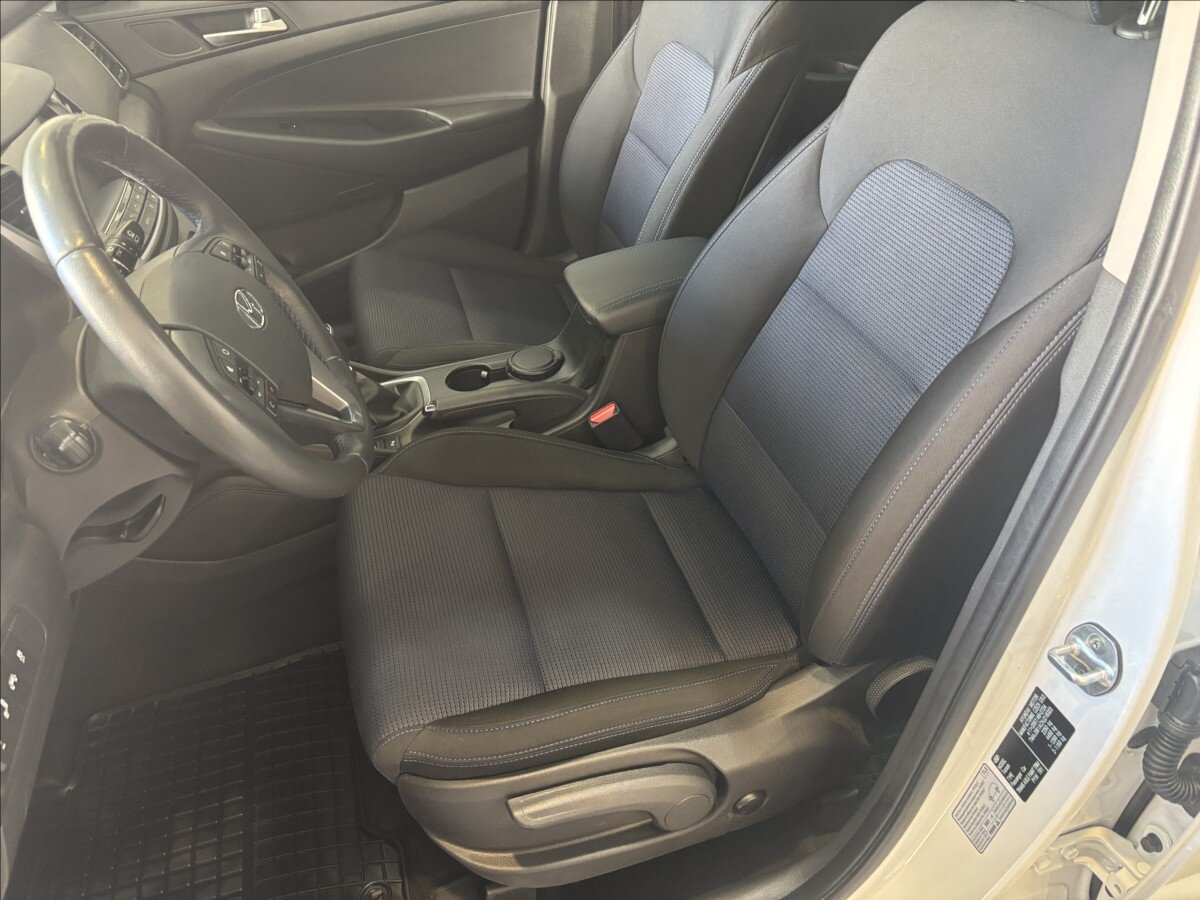 Hyundai Tucson SUV 2,0 l 100 kw