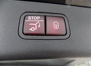 Mercedes-Benz Třídy E 8