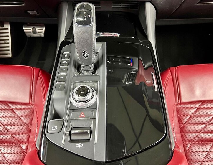 Maserati Levante SUV / Terénní 3,0 l 316 kw