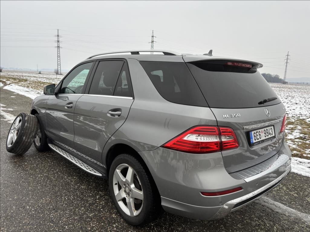 Mercedes-Benz Třídy M SUV / Terénní 3,0 l 190 kw