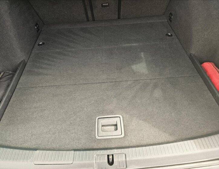 Volkswagen Golf Kombi 2,0 l 110 kw