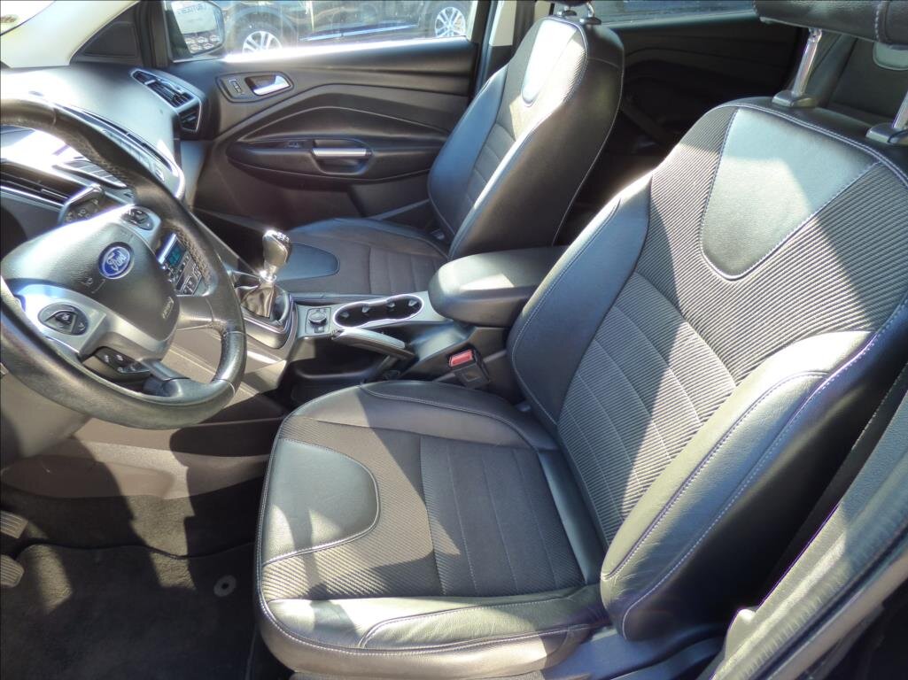 Ford Kuga SUV 2,0 l 110 kw