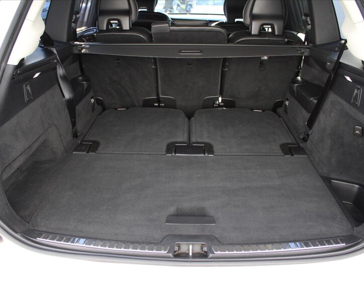 Volvo XC90 SUV / Terénní 2,0 l 173 kw