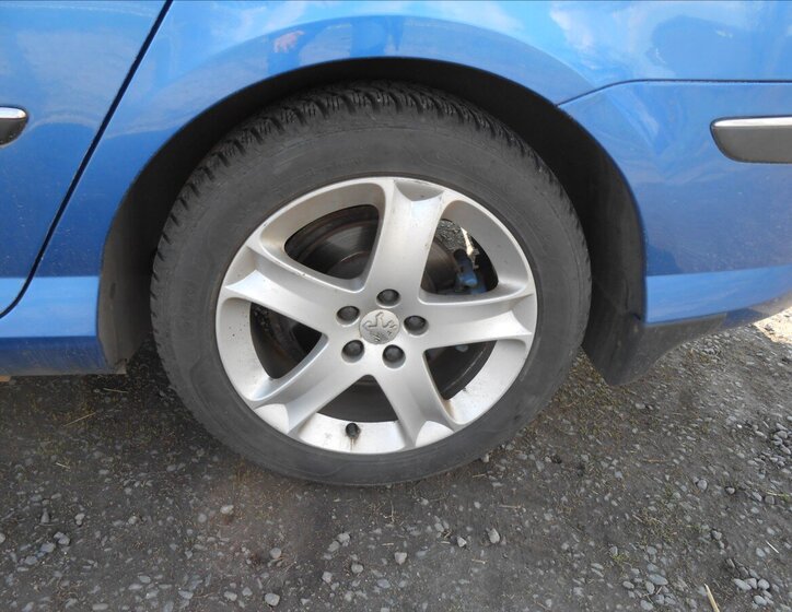 Peugeot 407 Kombi 2,2 l 116 kw