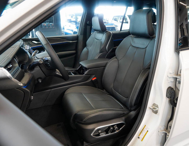 Jeep Grand Cherokee 17