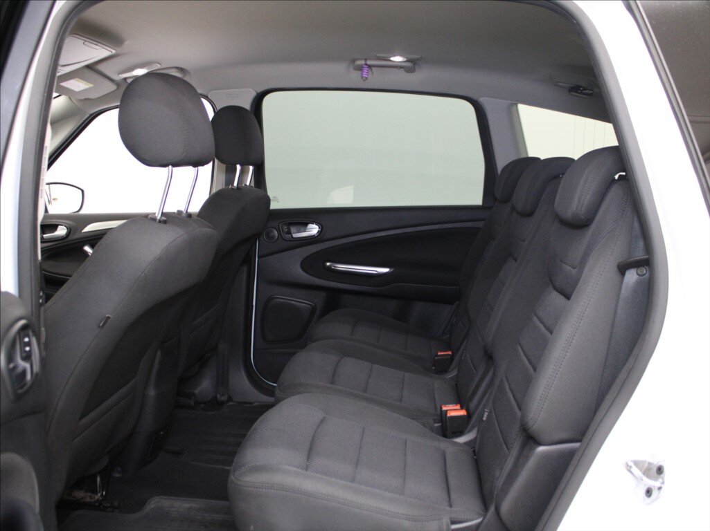 Ford S-MAX MPV 2,0 l 120 kw