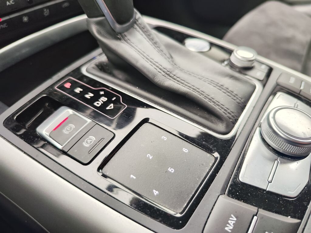 Audi A6 Sedan / Limuzína 3,0 l 200 kw