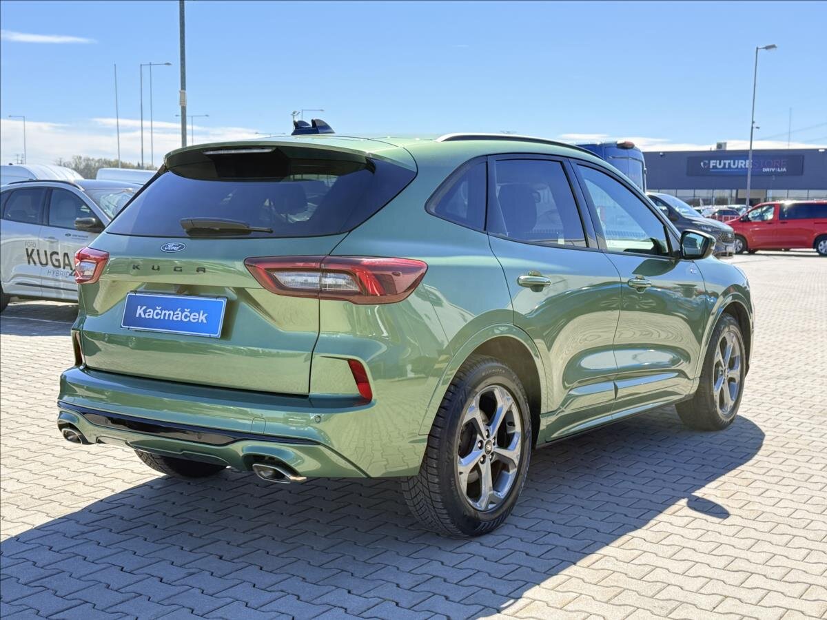 Ford Kuga SUV / Terénní 1,5 l 137 kw