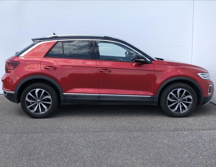 Volkswagen T-Roc 10