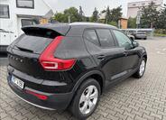 Volvo XC40 3