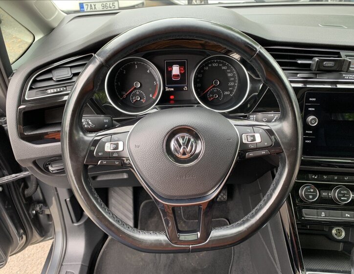 Volkswagen Touran Kombi 1,6 l 85 kw