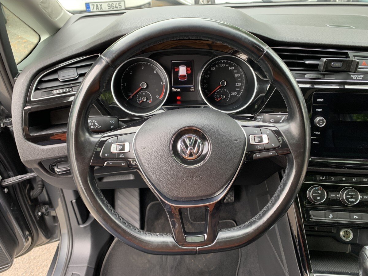 Volkswagen Touran Kombi 1,6 l 85 kw